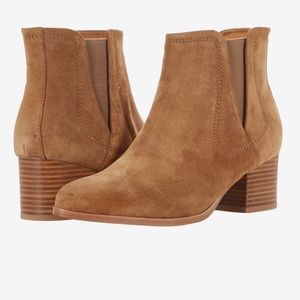 Johnston and Murphy suede booties